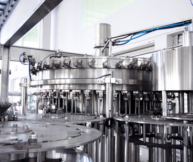 Isobaric cold filling 3-in-1 machine