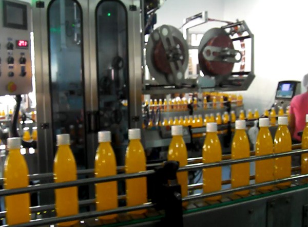 Buy China Carbonated Soda Lubricant Edible Oil Filling Machine Price